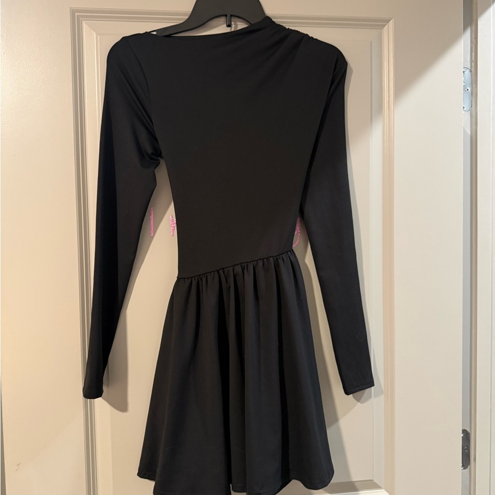 Elegant Asymmetrical Black Long Sleeve Dress